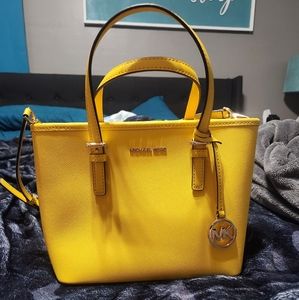 Michael Kors Crossbody